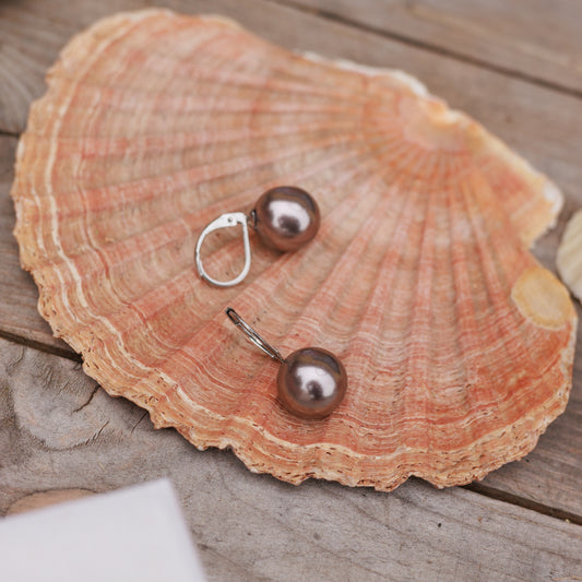 Soft Power Pearl Earrings