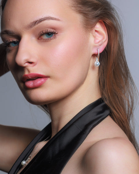 Stříbrné náušnice se sladkovodní perlou a zirkony – Eternal Grace