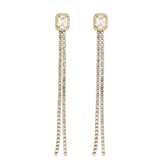 Pozlacené dlouhé náušnice s krystaly – Spotlight Queen