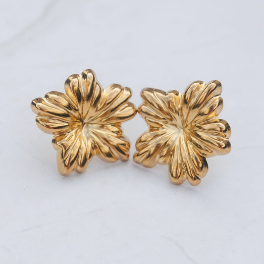 Náušnice s květinou Fleur Sauvage, pozlacené 18K zlatem