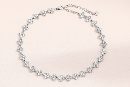 Náhrdelník s třpytivými čtyřlístky Ice Ice baby