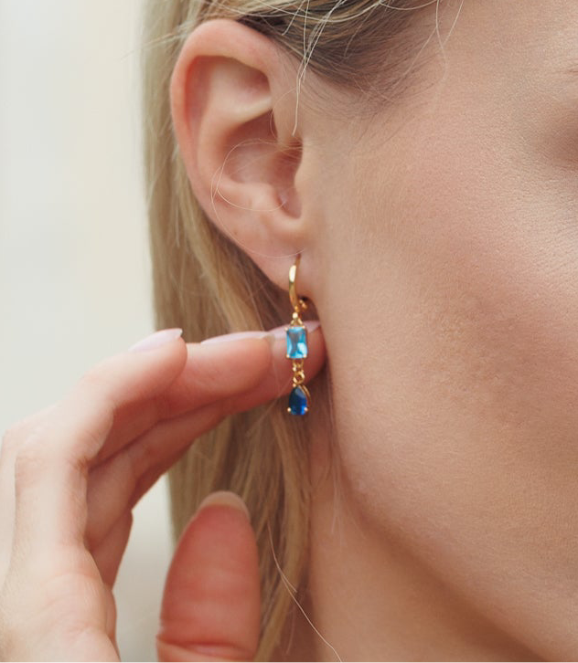 Náušnice s modrými krystaly – Blue Riviera Glow, pozlacené