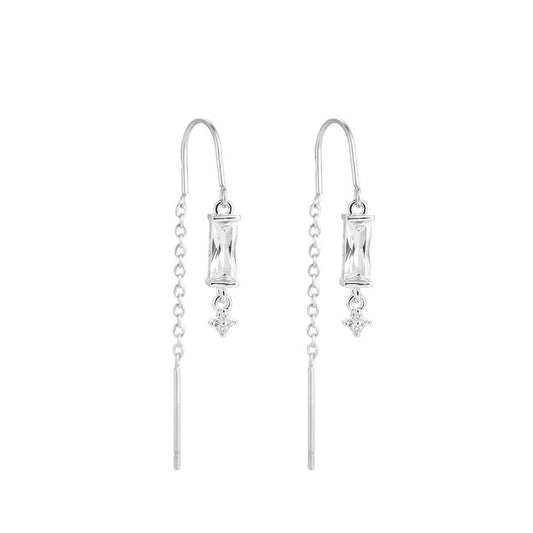 Náušnice Crystal Beam – provlékací elegance v minimalistickém stylu