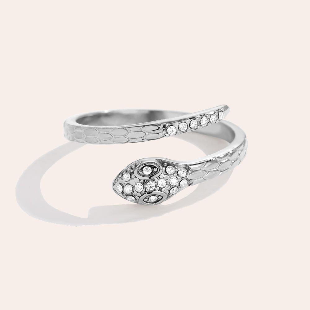 Prsten Serpent Ring – nastavitelný hadí prsten z chirurgické oceli
