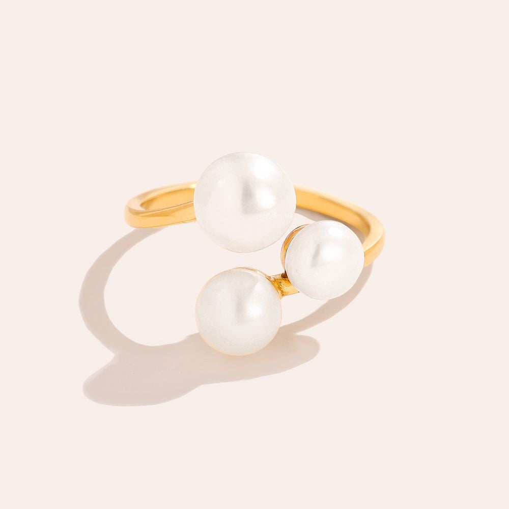 Prsten se sladkovodními perlami Three pearls
