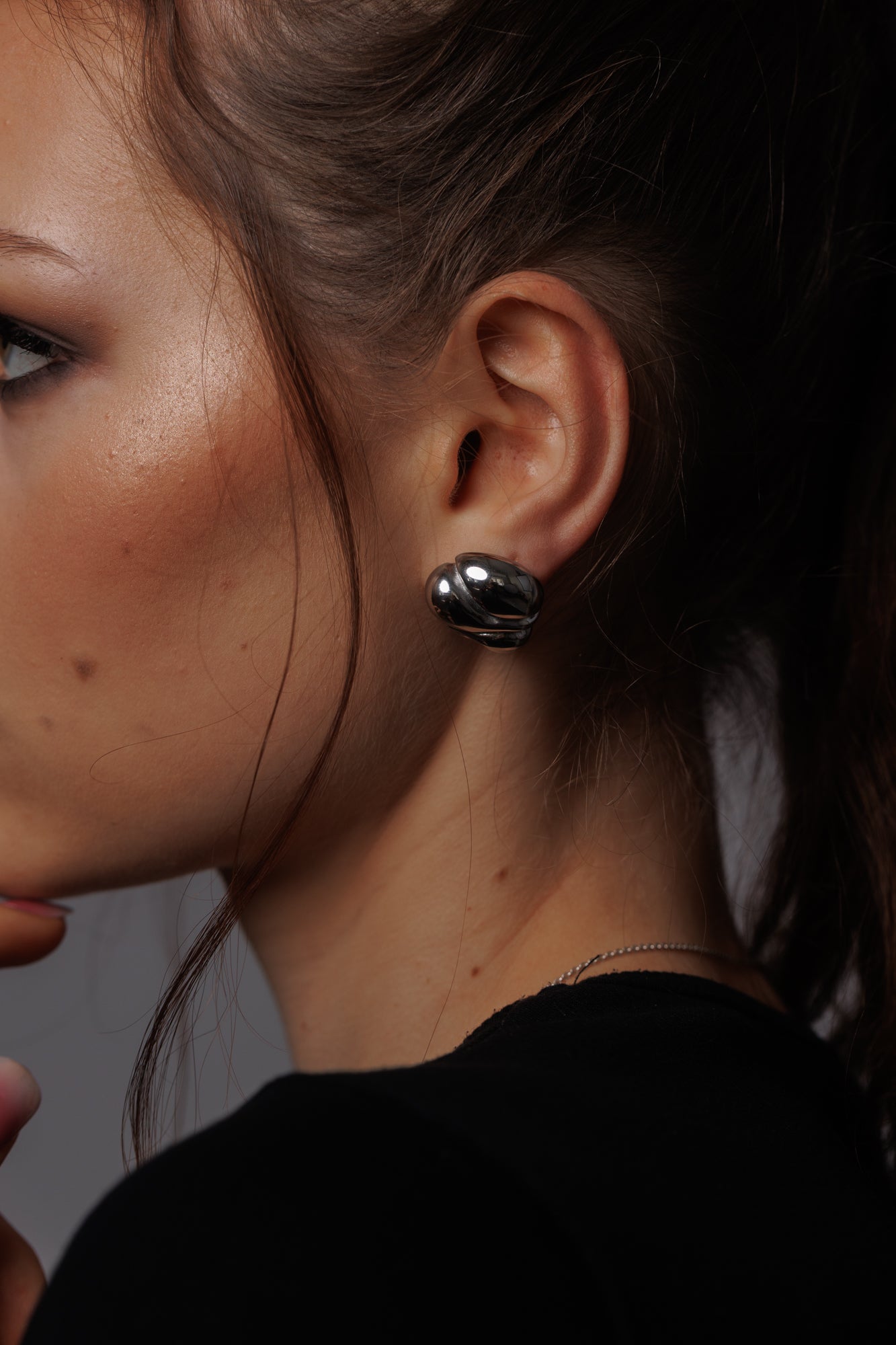 Kulaté náušnice Silver Flow