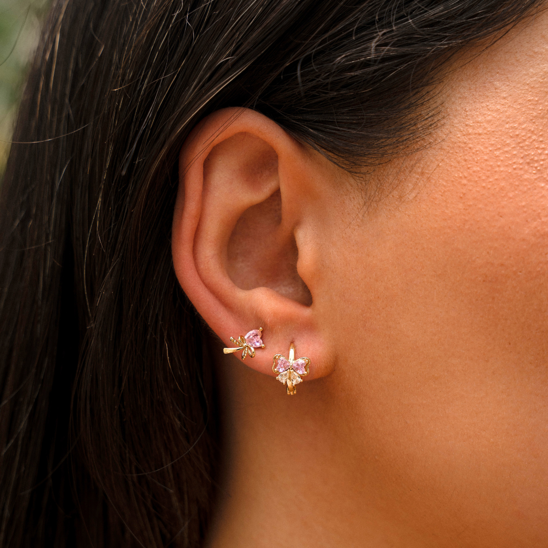 Stříbrné náušnice Bow Kiss