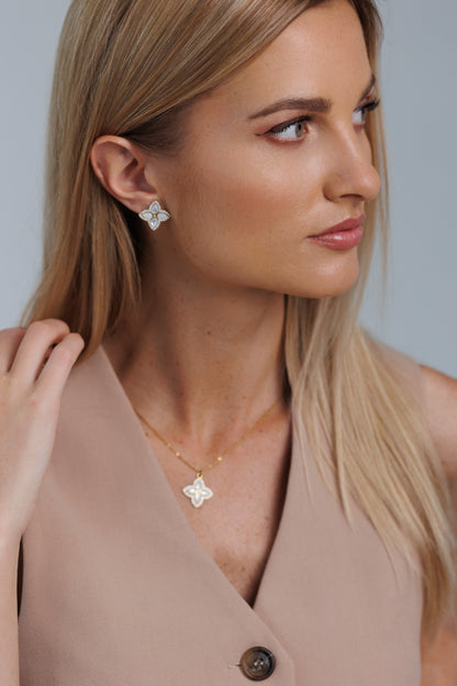 Náhrdelník Moonflower pearl