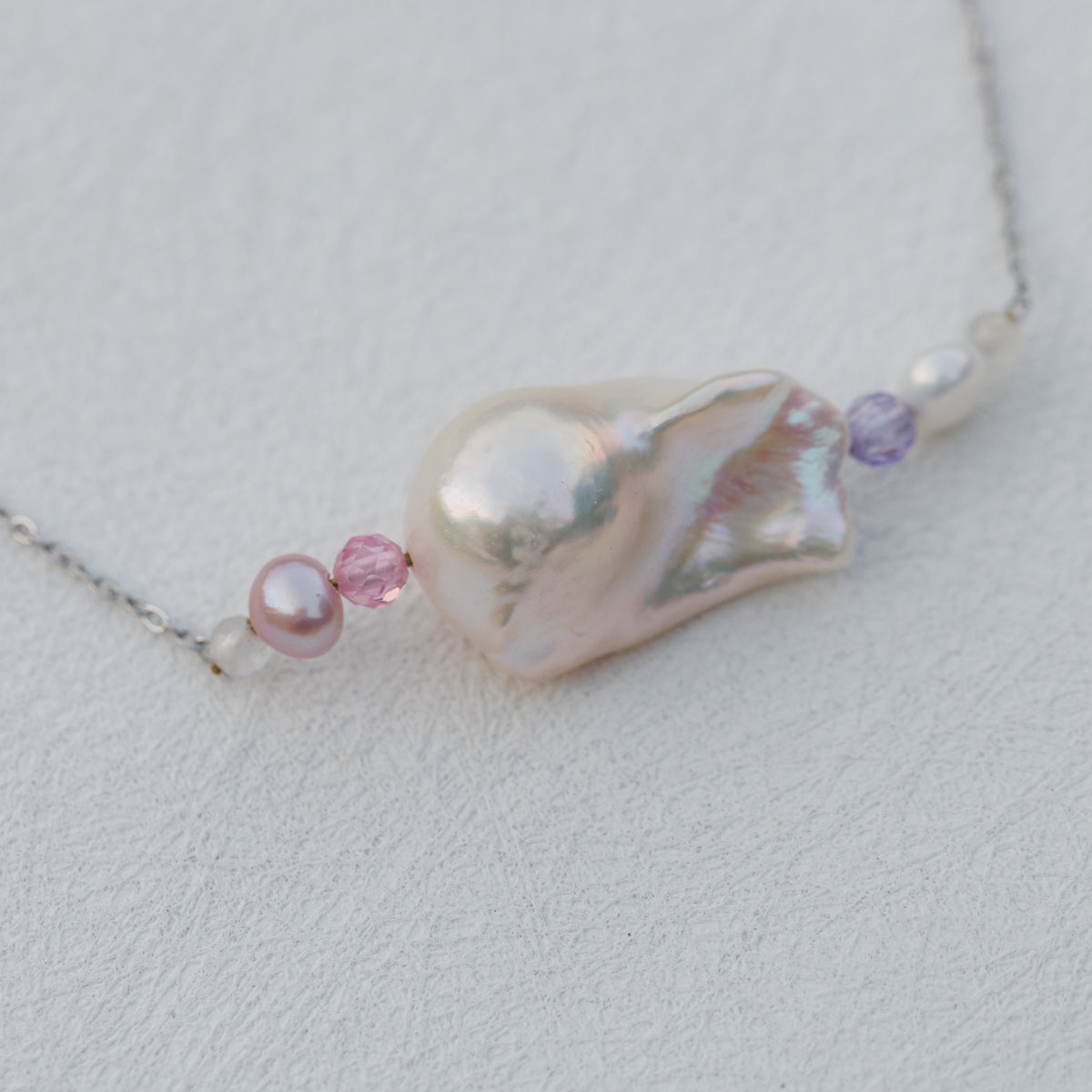 Náhrdelník s pravou barokní perlou | Pastel Pearl Muse