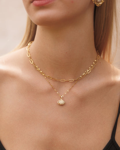 Náhrdelník lastura s perlou Shell me LOVE, pozlacená chirurgická ocel