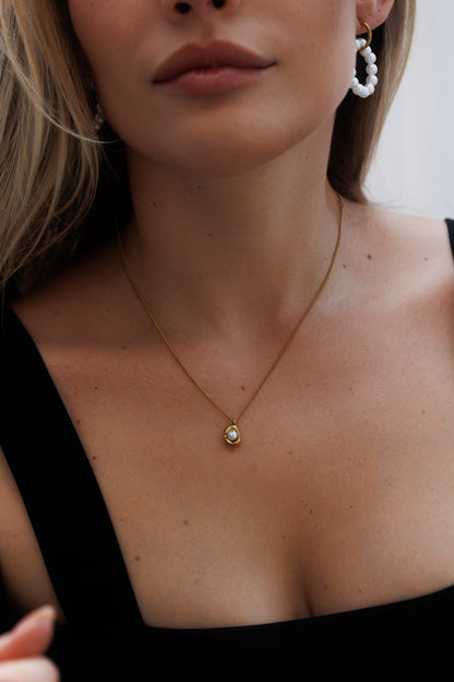 Náhrdelník Lumea - pozlaceno s perlou