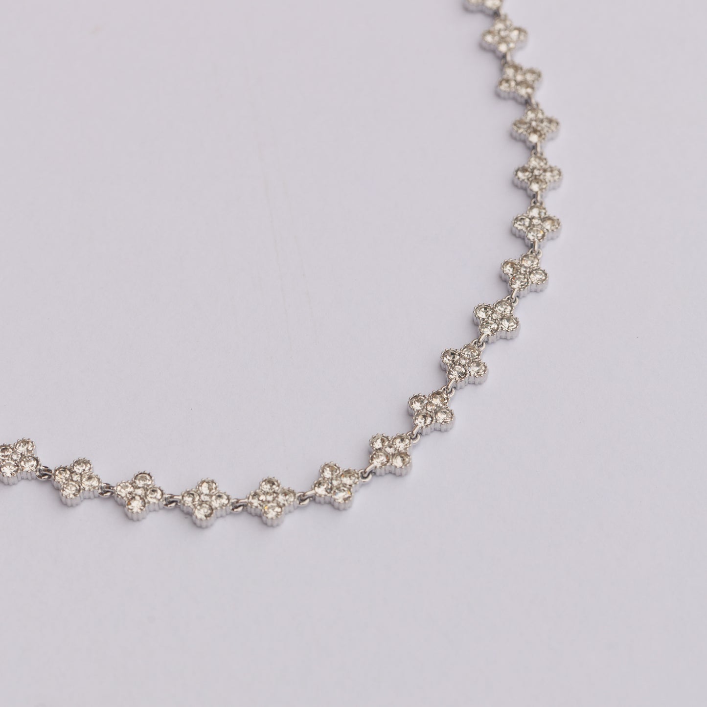 Náhrdelník s třpytivými čtyřlístky Ice Ice baby