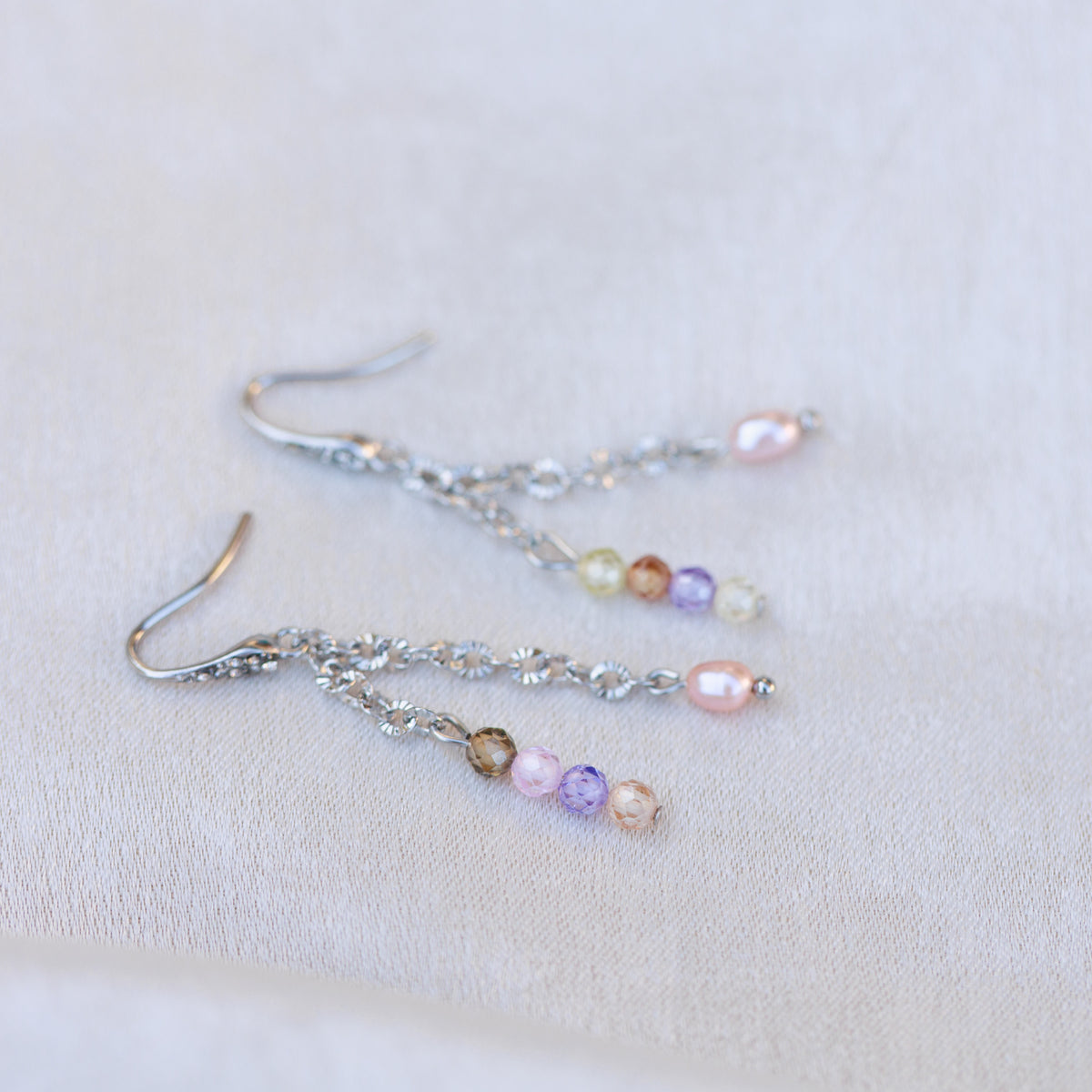 Náušnice s říční perlou a zirkoniemi | Pastel Drops