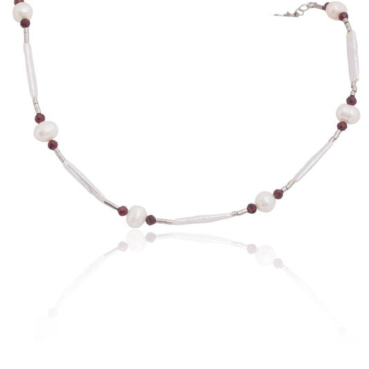 Náhrdelník Garnet Muse – náhrdelník z granátu a říčních perel