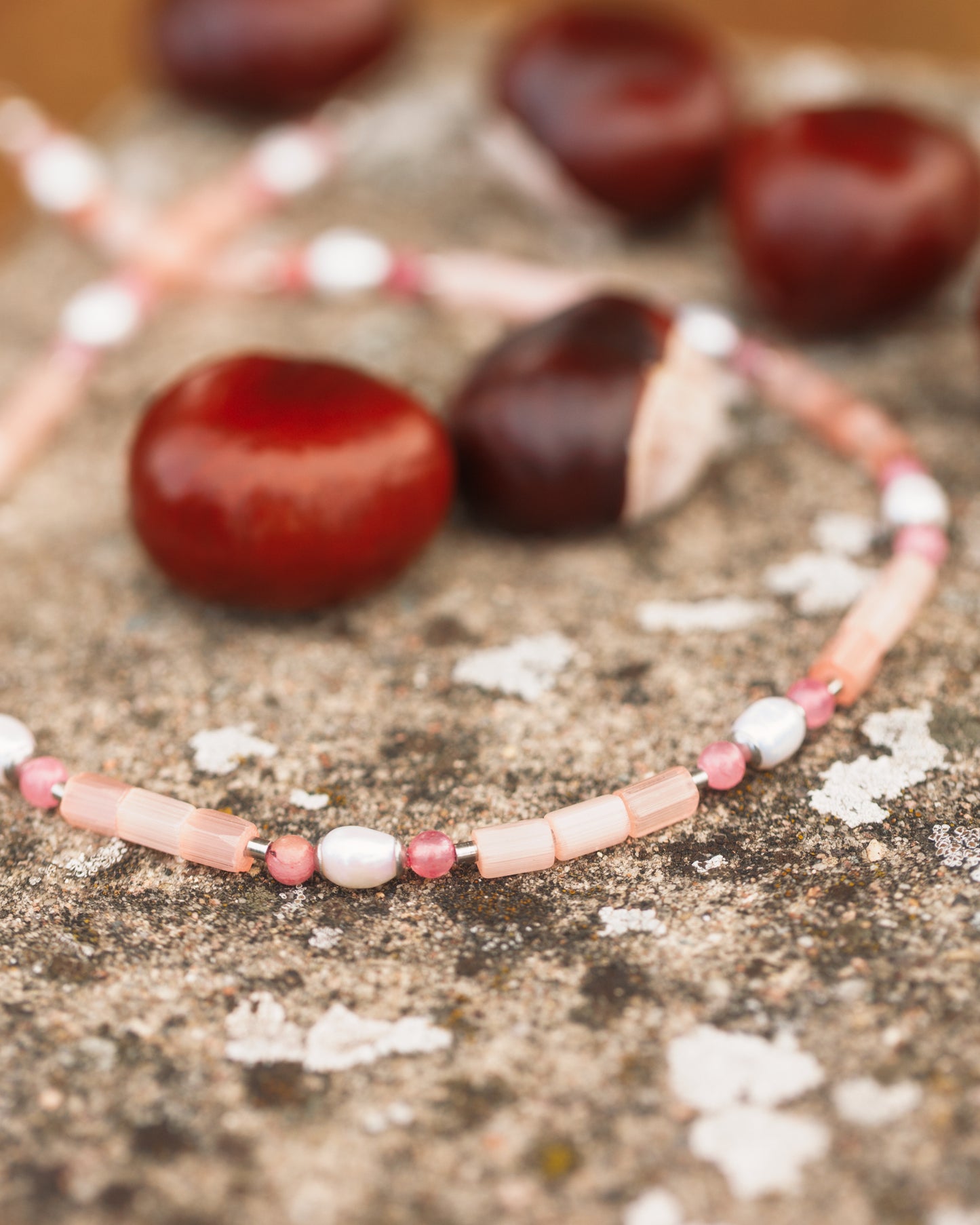 Náhrdelník Pink Therapy - Růžový chalcedon a říční perly